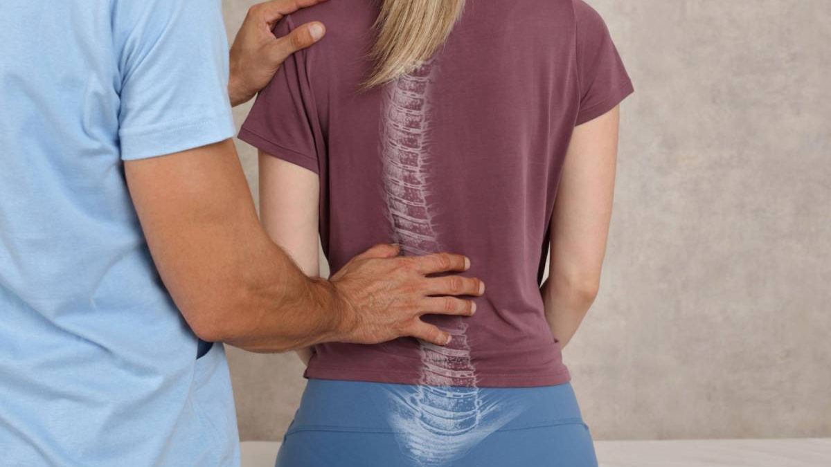 Why should You Choose a Chiropractor for Back Pain?